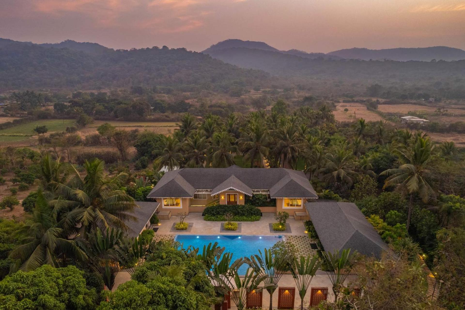 Stayvista At Amara Villa Luxury Collection With Private Pool & Gazebo Alībāg Dış mekan fotoğraf